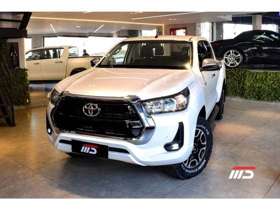 Carro 2.8 D-4D TURBO DIESEL CD SR 4X4 AUTOMÁTICO