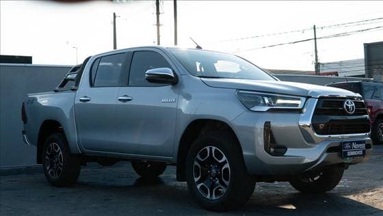 Carro 2.8 D-4D TURBO DIESEL CD SRV 4X4 AUTOMÁTICO