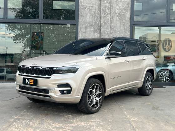 Carro 2.0 TD380 TURBO DIESEL OVERLAND AT9