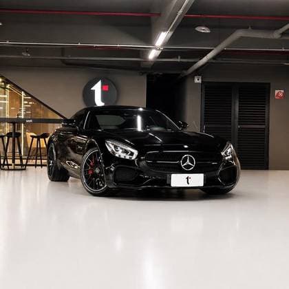 Carro 4.0 V8 TURBO GASOLINA 7G-DCT