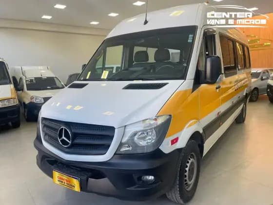 Carro 2.2 CDI DIESEL FURGÃO 415 TA EXTRA LONGO MANUAL