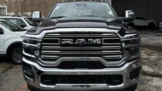 Carro 6.7 I6 TURBO DIESEL LARAMIE CD 4X4 AUTOMÁTICO