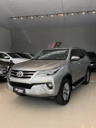 Carro 2.8 SRX 4X4 16V TURBO INTERCOOLER DIESEL 4P AUTOMÁTICO