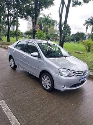 Carro 1.5 XLS SEDAN 16V FLEX 4P AUTOMÁTICO