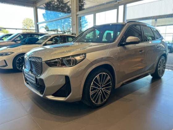 Carro ELÉTRICO XDRIVE30 M SPORT