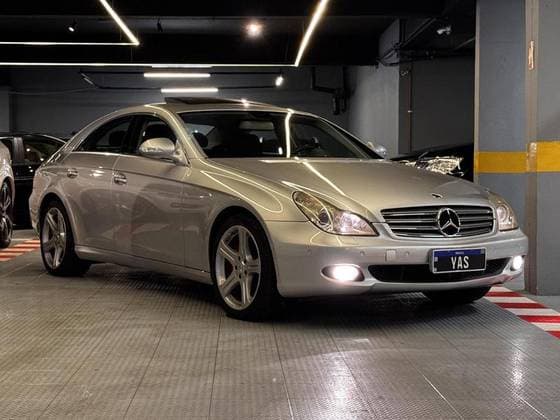 Carro 5.0 AVANTGARDE V8 GASOLINA 4P AUTOMÁTICO
