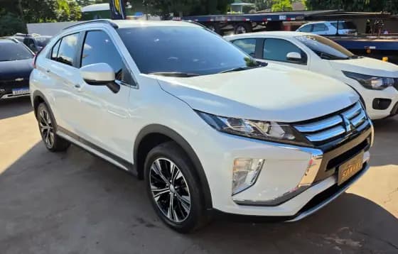 Carro 1.5 MIVEC TURBO GASOLINA HPE CVT