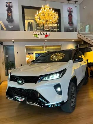Carro 2.8 D-4D TURBO DIESEL DIAMOND 7L 4X4 AUTOMÁTICO