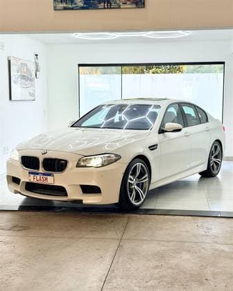 Carro 4.4 V8 32V GASOLINA 4P AUTOMÁTICO