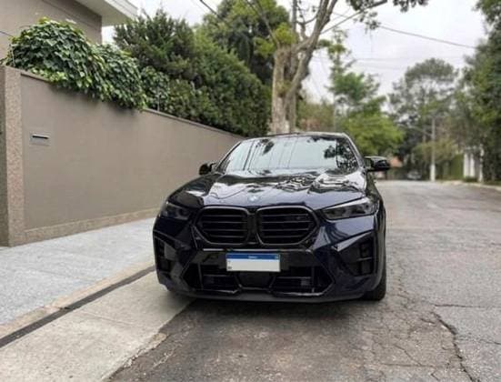 Carro 4.4 V8 BITURBO GASOLINA M COMPETITION AUTOMÁTICO