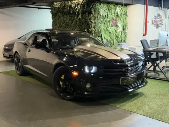Carro 6.2 SS COUPÉ V8 GASOLINA 2P AUTOMÁTICO
