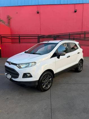 Carro 1.6 FREESTYLE 16V FLEX 4P MANUAL