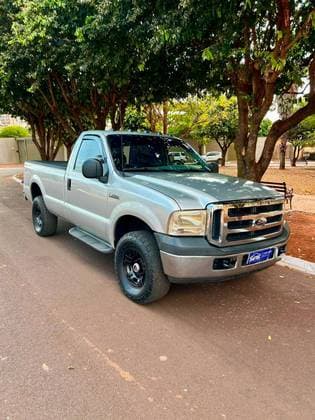 Carro 3.9 XLT MAX POWER 4X4 CS DIESEL 2P MANUAL