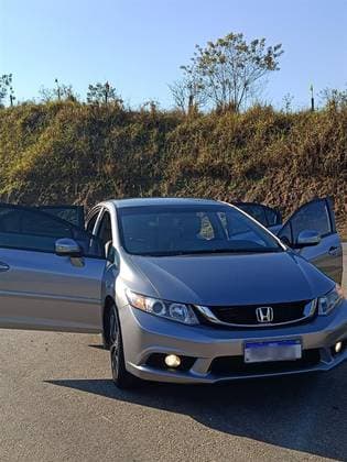 Carro 2.0 LXR 16V FLEX 4P AUTOMÁTICO