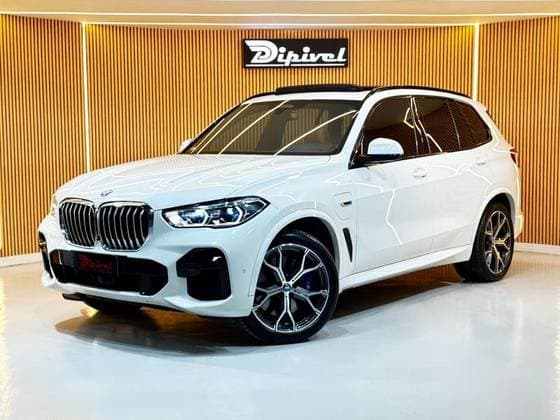 Carro 3.0 I6 TURBO HÍBRIDO XDRIVE45E M SPORT AUTOMÁTICO