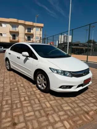 Carro 1.8 EXS 16V FLEX 4P AUTOMÁTICO