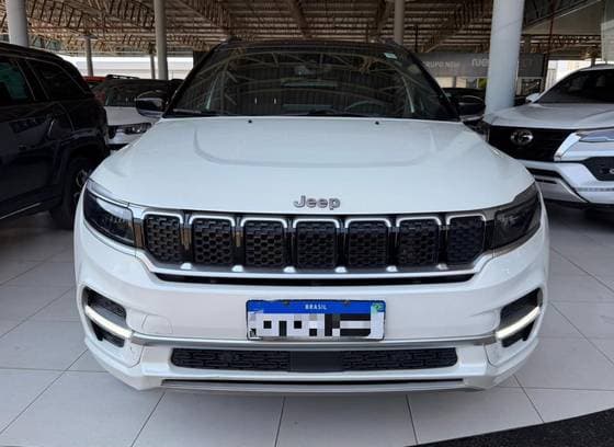 Carro 2.0 TD380 TURBO DIESEL OVERLAND AT9