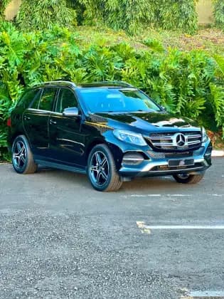 Carro 3.0 V6 BLUETEC DIESEL HIGHWAY 4MATIC 9G-TRONIC