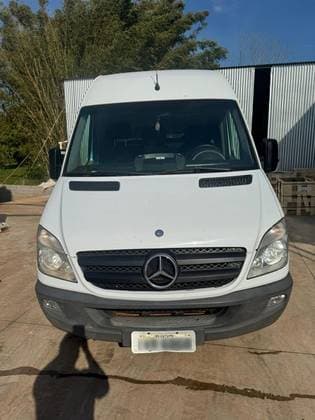 Carro 2.2 CDI DIESEL VAN 415 TA LONGO 10L MANUAL