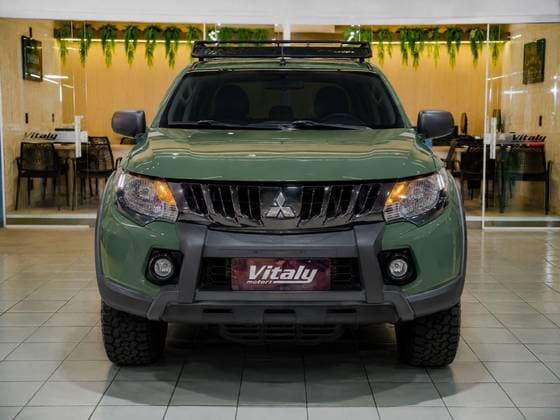Carro 2.4 16V TURBO DIESEL SAVANA GLS CD 4X4 AUTOMÁTICO