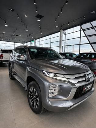 Carro 2.4 16V MIVEC TURBO DIESEL HPE AWD AUTOMÁTICO
