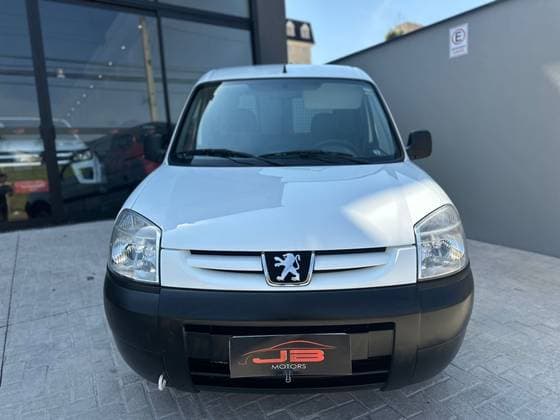 Carro 1.6 FURGÃO 800KG 16V FLEX 3P MANUAL