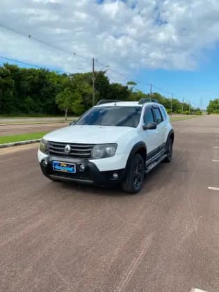 Carro 1.6 DYNAMIQUE 4X2 16V FLEX 4P MANUAL