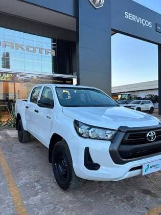 Carro 2.8 D-4D TURBO DIESEL CD POWER PACK 4X4 AUTOMÁTICO