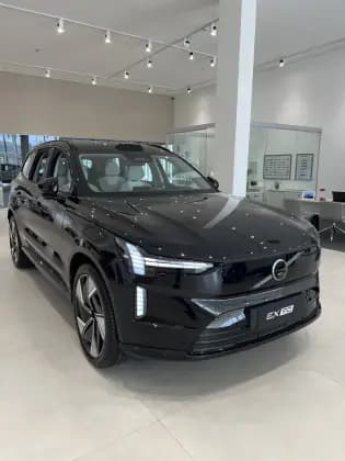 Carro P8 RECHARGE TWIN ELECTRIC PERFORMANCE ULTRA AWD