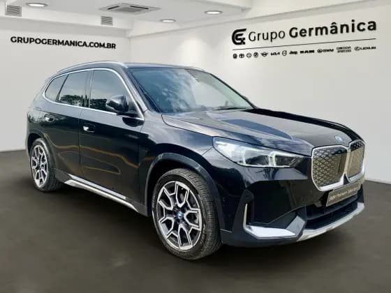 Carro ELÉTRICO eDRIVE20 X LINE