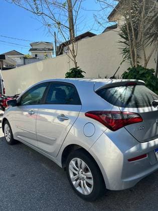 Carro 1.0 COMFORT 12V FLEX 4P MANUAL