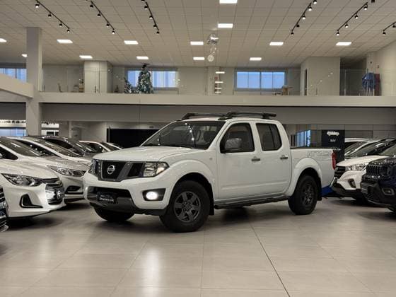 Carro 2.5 SV ATTACK 4X4 CD TURBO ELETRONIC DIESEL 4P AUTOMÁTICO