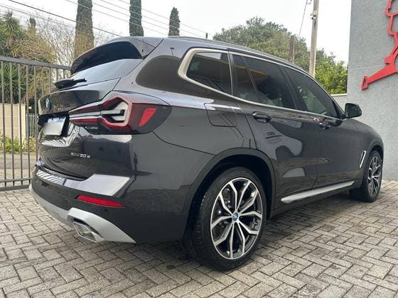 Carro 2.0 16V HÍBRIDO X LINE XDRIVE30E STEPTRONIC