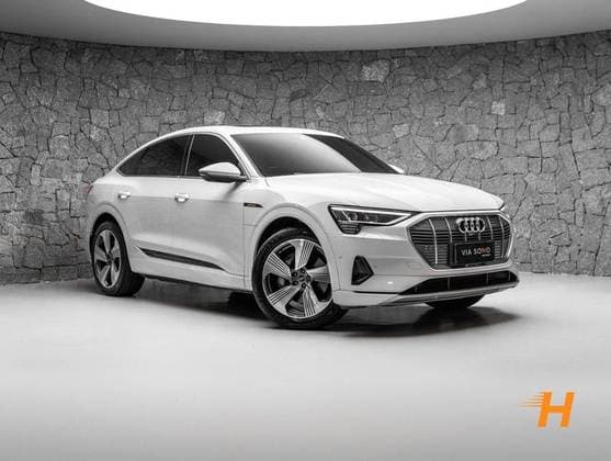 Carro ELÉTRICO SPORTBACK PERFORMANCE QUATTRO