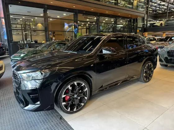 Carro 2.0 TURBO GASOLINA XDRIVE M35i STEPTRONIC