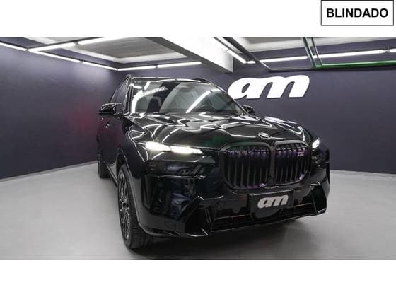 Carro 4.4 V8 GASOLINA M60i STEPTRONIC