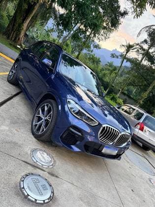 Carro 3.0 I6 TURBO HÍBRIDO XDRIVE45E M SPORT AUTOMÁTICO