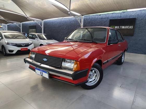 Carro 1.6 SE 8V ÁLCOOL 2P MANUAL