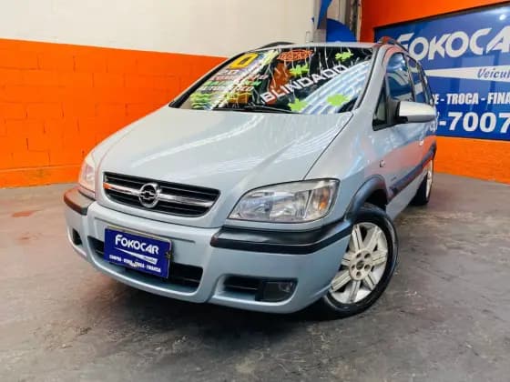Carro 2.0 MPFI ELITE 8V FLEX 4P AUTOMÁTICO
