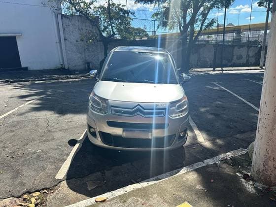Carro 1.6 FLEX EXCLUSIVE BVA