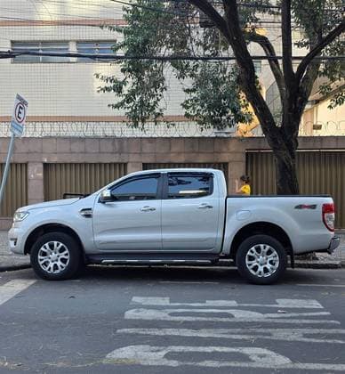 Carro 3.2 XLT 4X4 CD 20V DIESEL 4P AUTOMÁTICO