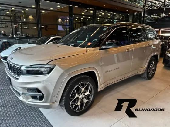 Carro 2.0 TD380 TURBO DIESEL OVERLAND AT9