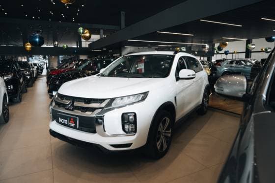 Carro 2.0 MIVEC FLEX HPE AWD AUTOMÁTICO