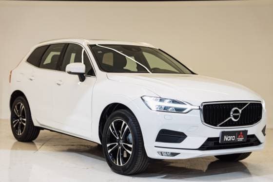 Carro 2.0 D5 DIESEL MOMENTUM AWD GEARTRONIC