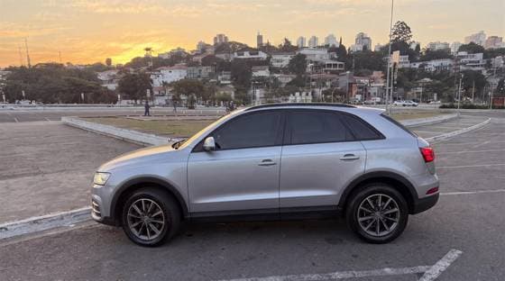 Carro 2.0 TFSI AMBIENTE QUATTRO 4P GASOLINA S TRONIC