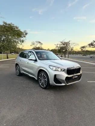 Carro 2.0 16V TURBO GASOLINA SDRIVE20I M SPORT STEPTRONIC