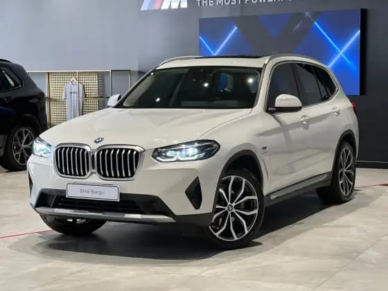Carro 2.0 16V HÍBRIDO X LINE XDRIVE30E STEPTRONIC