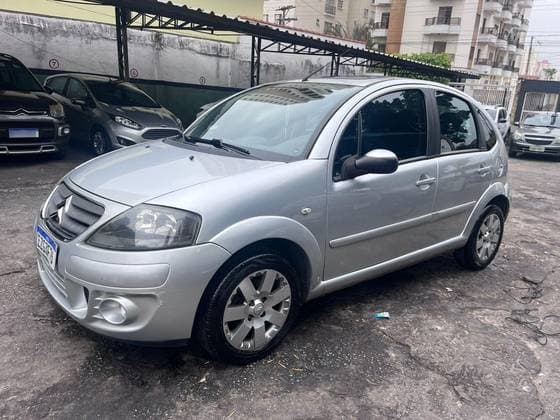 Carro 1.6 SOLARIS 16V FLEX 4P AUTOMÁTICO