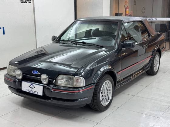 Carro 1.8 XR3 CONVERSÍVEL 8V GASOLINA 2P MANUAL