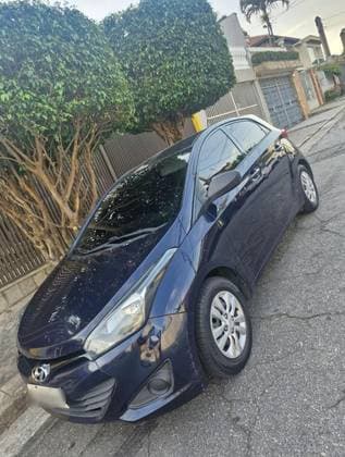 Carro 1.0 COMFORT 12V FLEX 4P MANUAL